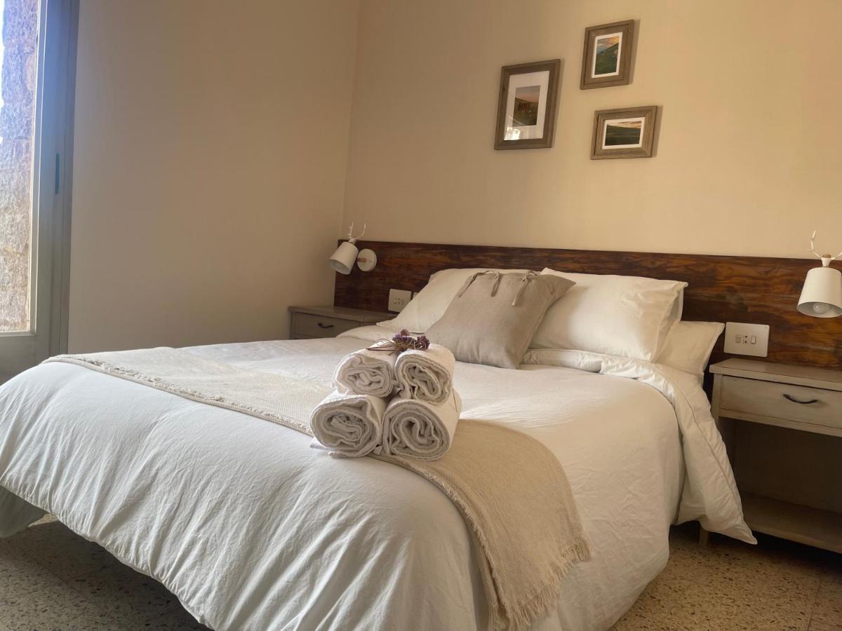 Fonda Peremiquel Otel Castellar De N'Hug Dış mekan fotoğraf