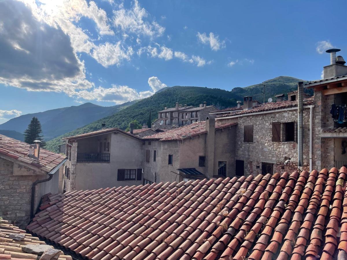 Fonda Peremiquel Otel Castellar De N'Hug Dış mekan fotoğraf