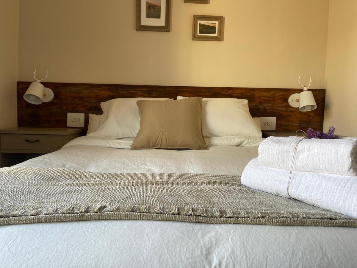 Fonda Peremiquel Otel Castellar De N'Hug Dış mekan fotoğraf