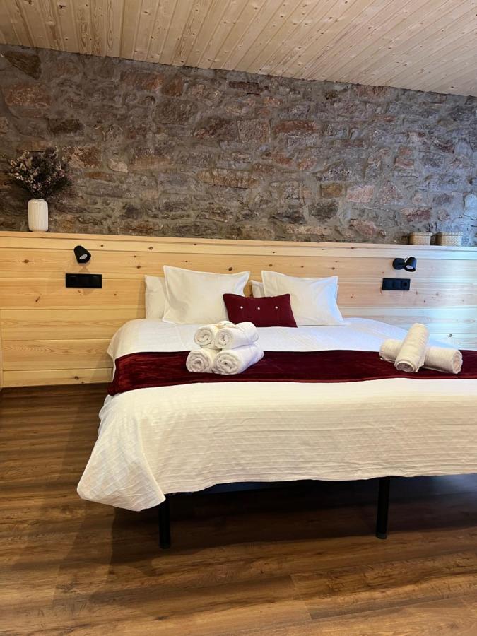 Fonda Peremiquel Otel Castellar De N'Hug Dış mekan fotoğraf